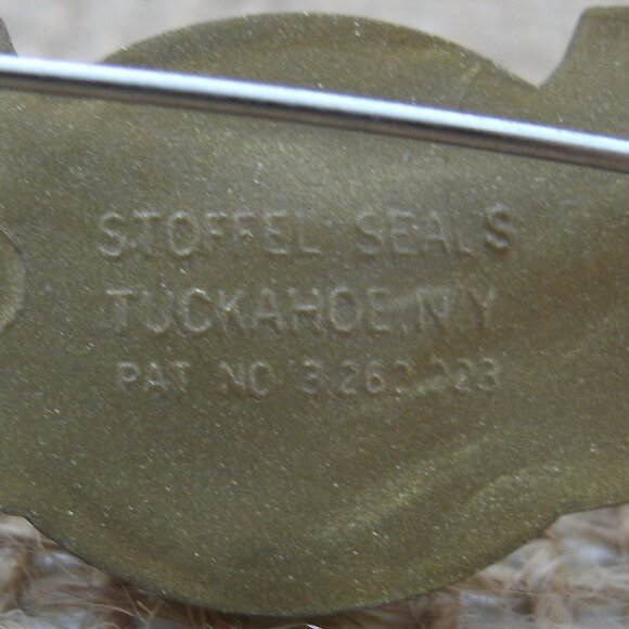 Vintage Plastic Eastern Airlines Souvenir Jr. Pilot Wings Pin - Picture 8 of 10